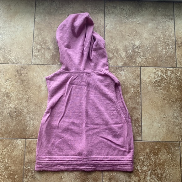 Gymshark slounge short sleeve cropped hoodie - Picture 2 of 3